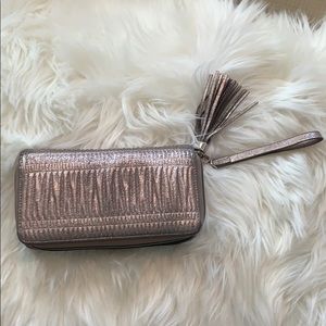 Stella and dot rose Gold wallet